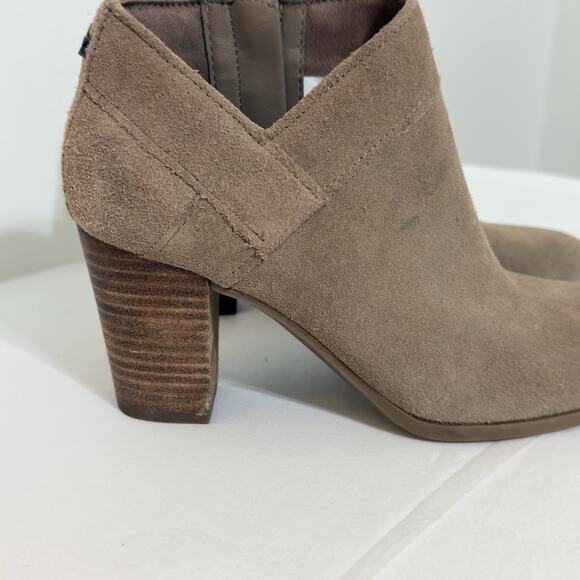 Koolaburra by UGG Women's Amalea Ankle Boot Size 7.5 - Picture 4 of 10